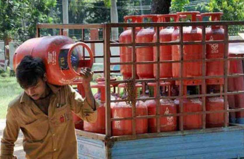 Domestic gas cylinder became cheaper than subsidy