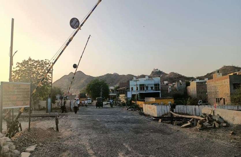 तीन साल से अधरझूल प्रोजेक्ट के लिए 28 की जगह मिली 45 करोड़ की मंजूरी! तीन साल से अधरझूल प्रोजेक्ट के लिए 28 की जगह मिली 45 करोड़ की मंजूरी!