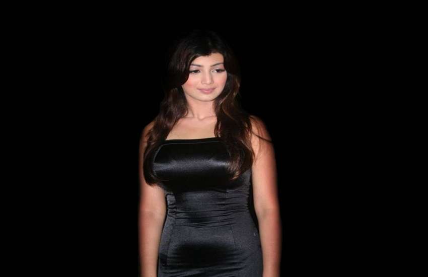 ayesha_takia_7.jpg