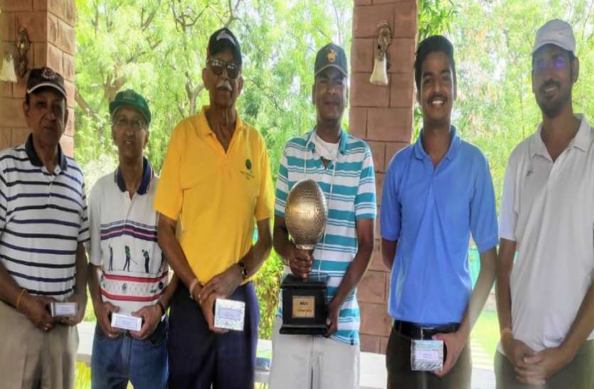 SPORTS---सूर्यवीर ने जीता गोल्फ कप SPORTS---सूर्यवीर ने जीता गोल्फ कप