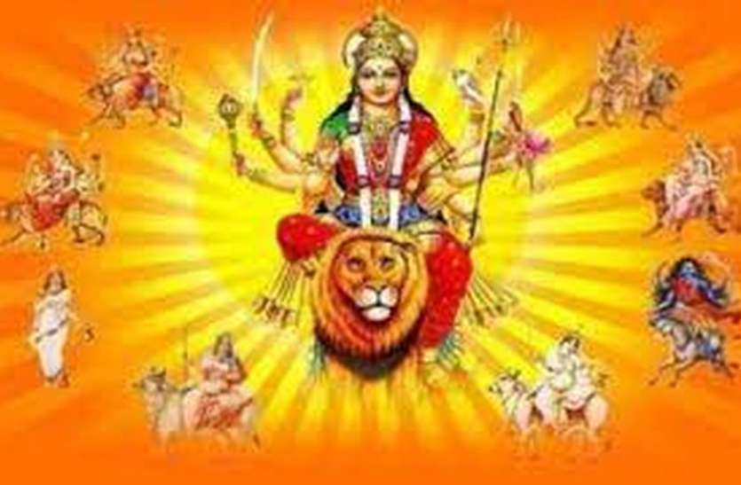 SURAT NEWS: माता का अश्व पर आगमन, नरवाहन पर विदाई SURAT NEWS: माता का अश्व पर आगमन, नरवाहन पर विदाई