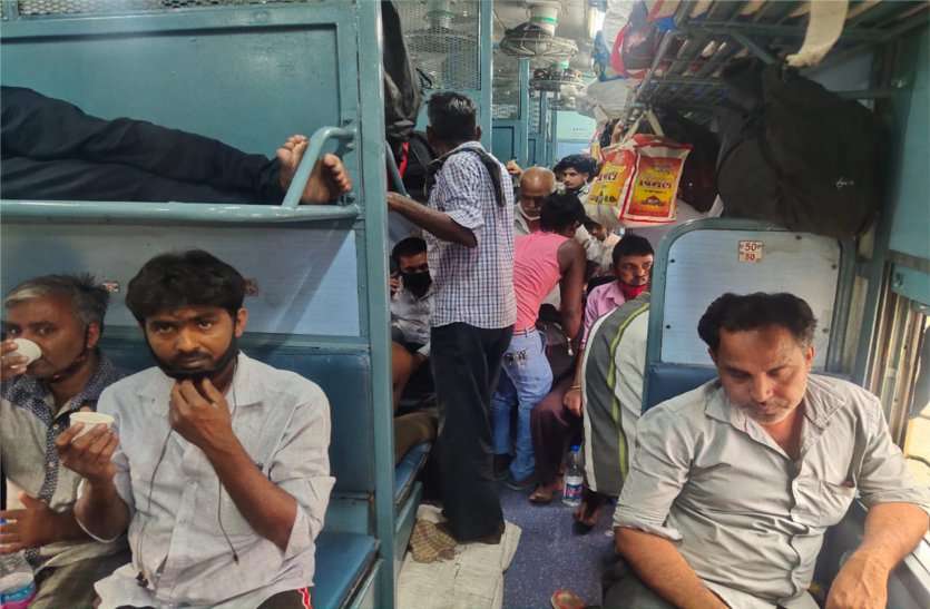 Special trains will run between Pune-Lucknow, Pune-Gorakhpur पुणे-लखनऊ, पुणे-गोरखपुर के बीच चलेंगी स्पेशल ट्रेन, यात्रियों को होगी सुविधा