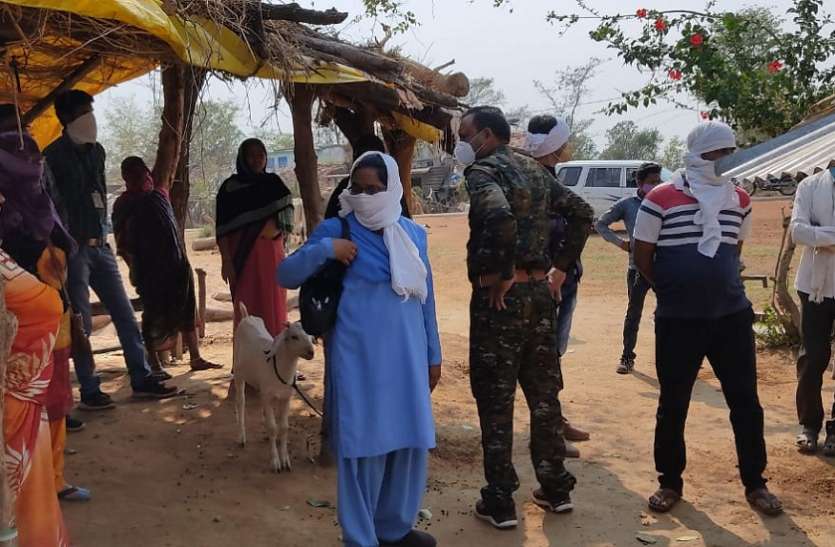 डोंगरमाली में रूकवाया गया हिमांशु का बाल विवाह डोंगरमाली में रूकवाया गया हिमांशु का बाल विवाह
