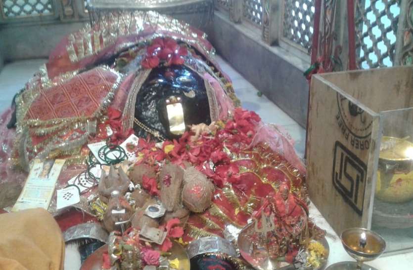 शक्ति की आराधना का पर्व चैत नवरात्रि प्रारंभ शक्ति की आराधना का पर्व चैत नवरात्रि प्रारंभ