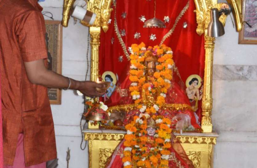 या देवी सर्वभूतेषु शक्ति रूपेण संस्थिता... या देवी सर्वभूतेषु शक्ति रूपेण संस्थिता...