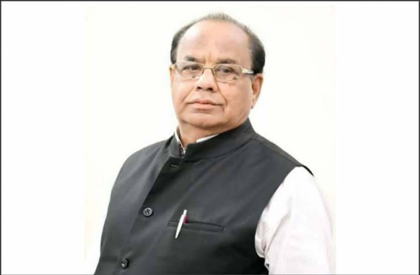 damoh-ajay-tandon.png चुनाव से पहले कांग्रेस प्रत्याशी कोरोना संक्रमित, बेटी ने भावुक होकर जनता से की अपील