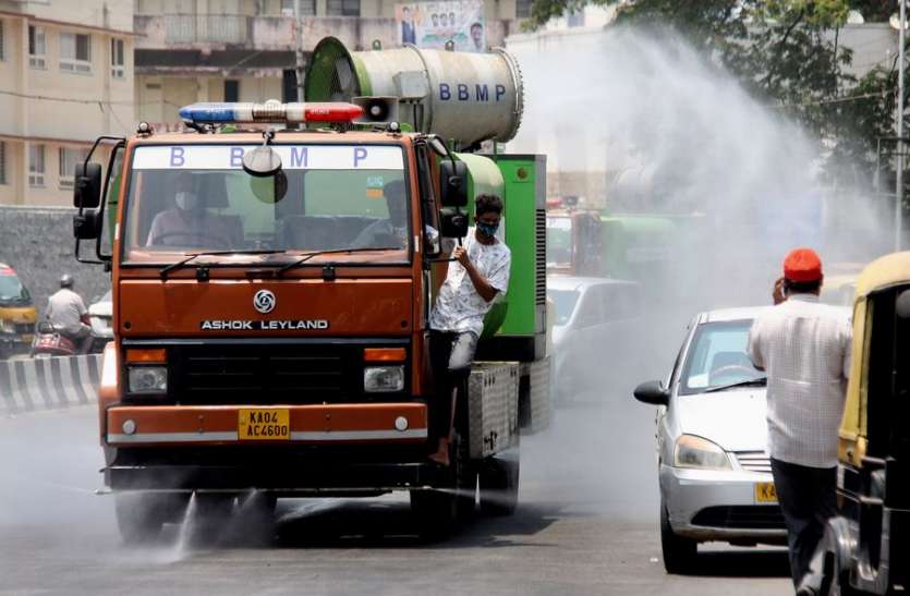 disinfection_spray.jpg कर्नाटक में घातक हो रहा कोरोना का दूसरा दौर
