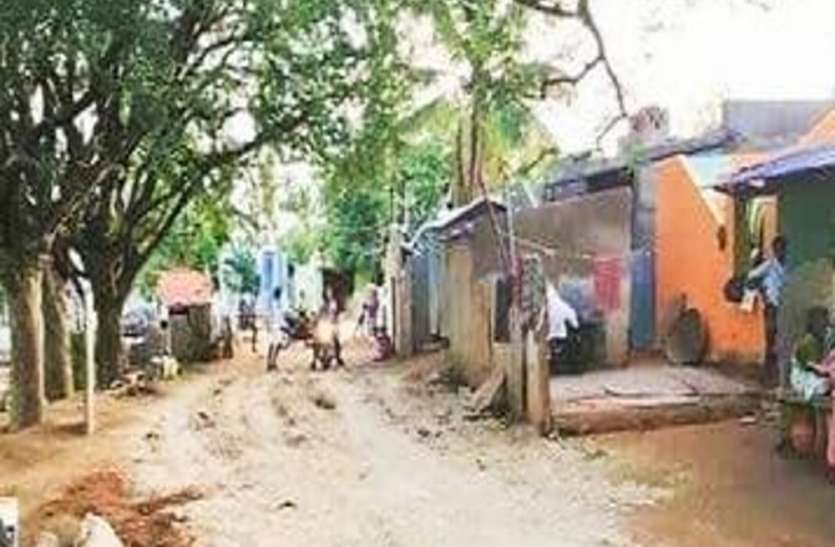 जंगलों से भी बेदखल करने की कोशिश की गई। Panchayat Chunav 2021:आज़ादी के 70 वर्ष बाद वनटांगिया चुनेंगे पहली बार गांव की सरकार