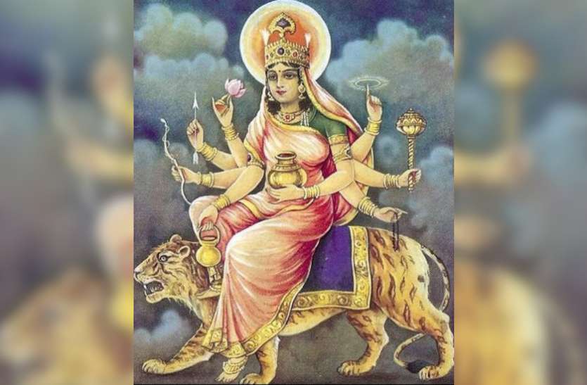 ma_kushmanda_puja_vidhi_and_mantra_in_hindi.jpg Chaitra Navratri 2021: नवरात्रि के चौथे दिन होती है देवी कूष्मांडा की पूजा, यह है मंत्र एवं पूजा विधि