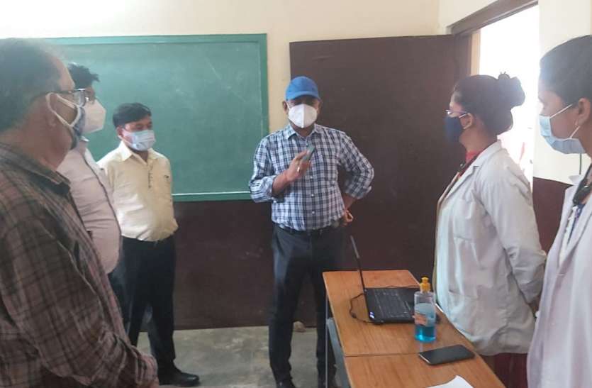 वैक्सीनेशन : टीका लगने के बाद भी मास्क व सोशल डिस्टेंसिंग का रखना होगा ख्याल वैक्सीनेशन : टीका लगने के बाद भी मास्क व सोशल डिस्टेंसिंग का रखना होगा ख्याल
