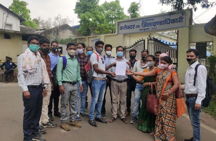 कोरोना कर्फ्यू चयनित शिक्षकों के अरमानों में फेरा पानी कोरोना कर्फ्यू चयनित शिक्षकों के अरमानों में फेरा पानी