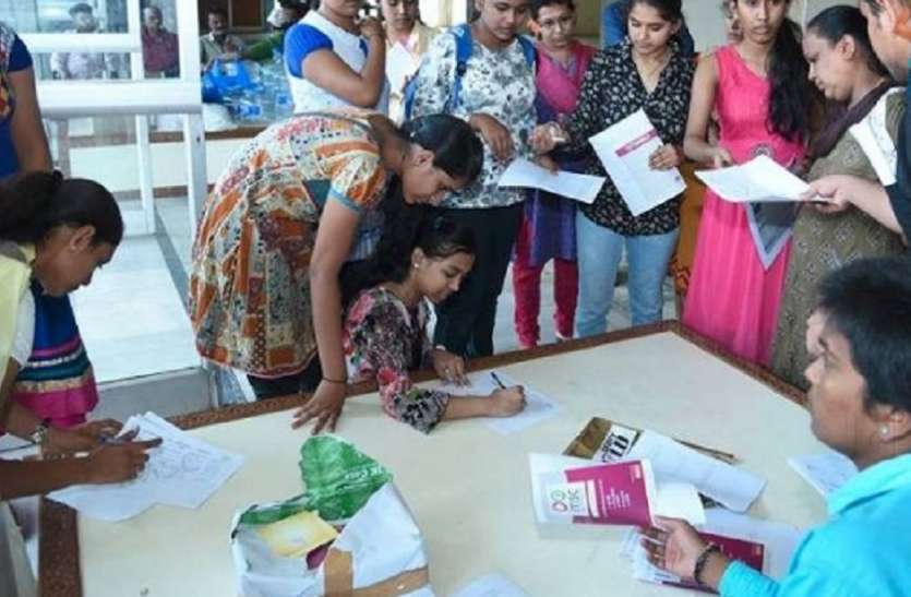 Rajasthan Govt Jobs Rajasthan Govt Jobs: जूनियर टेक्निकल असिस्टेंट और अन्य के पदों पर निकली भर्ती, यहां से करें अप्लाई