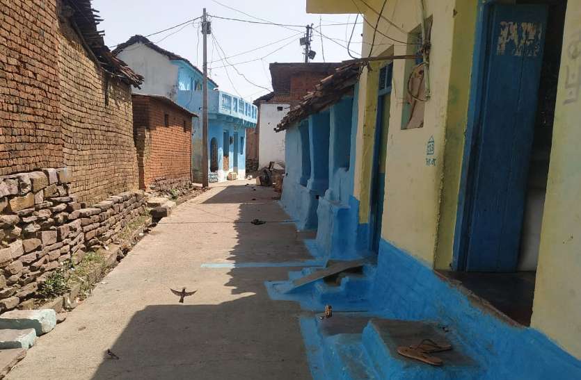 corona virus katni कोविड-19 संक्रमण गांव-गांव फैला, जिला अस्पताल में दो डॉक्टर और ढाई सौ से ज्यादा मरीज