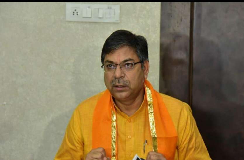 मुख्यमंत्री खुद प्रचार में व्यस्त रहे और अब इस तरह के बयान दे रहे हैं-पूनियां मुख्यमंत्री खुद प्रचार में व्यस्त रहे और अब इस तरह के बयान दे रहे हैं-पूनियां