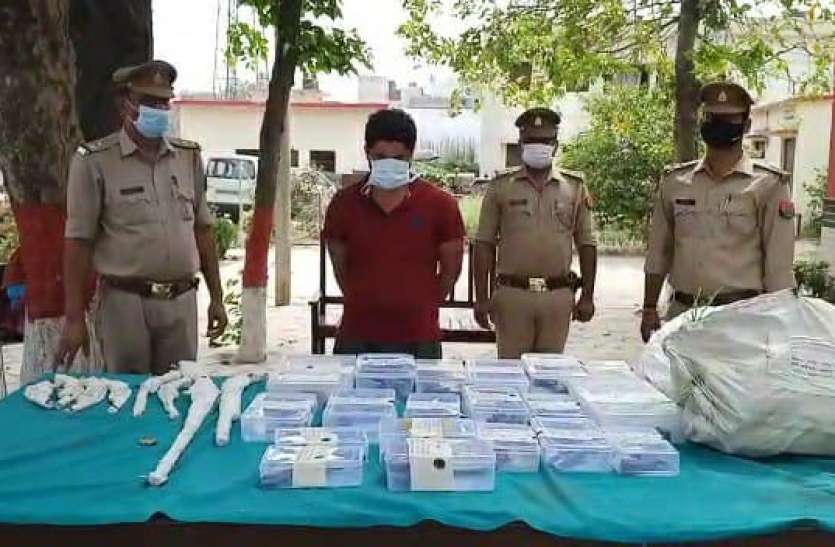 chunav_panchayat.jpg पंचायत चुनाव में थी हिंसा फैलाने की तैयारी, पुलिस ने मारा छापा