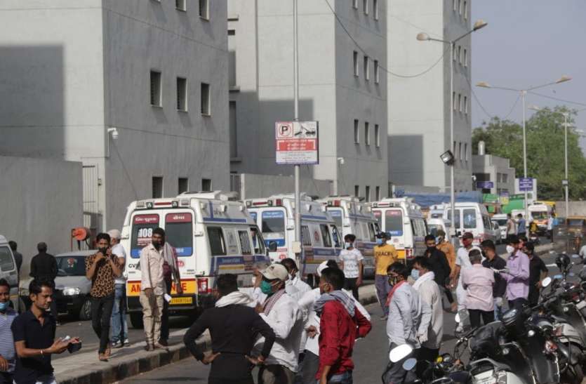 Gujarat: गुजरात में कोरोना से 97 ने दम तोड़ा, 9541 नए मामले Gujarat: गुजरात में कोरोना से 97 ने दम तोड़ा, 9541 नए मामले