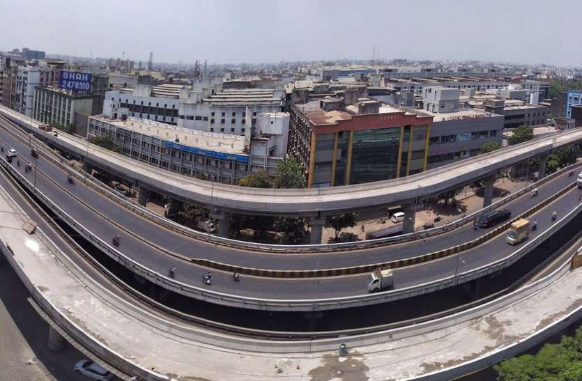 SURAT KAPDA MANDI: सेल्फ लॉकडाउन से रिंगरोड पर पसरा सन्नाटा SURAT KAPDA MANDI: सेल्फ लॉकडाउन से रिंगरोड पर पसरा सन्नाटा