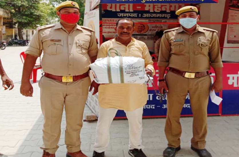 पुलिस हिरासत में गांजा तस्कर जिला पंचायत सदस्य प्रत्याशी का पति गांजा के साथ गिरफ्तार