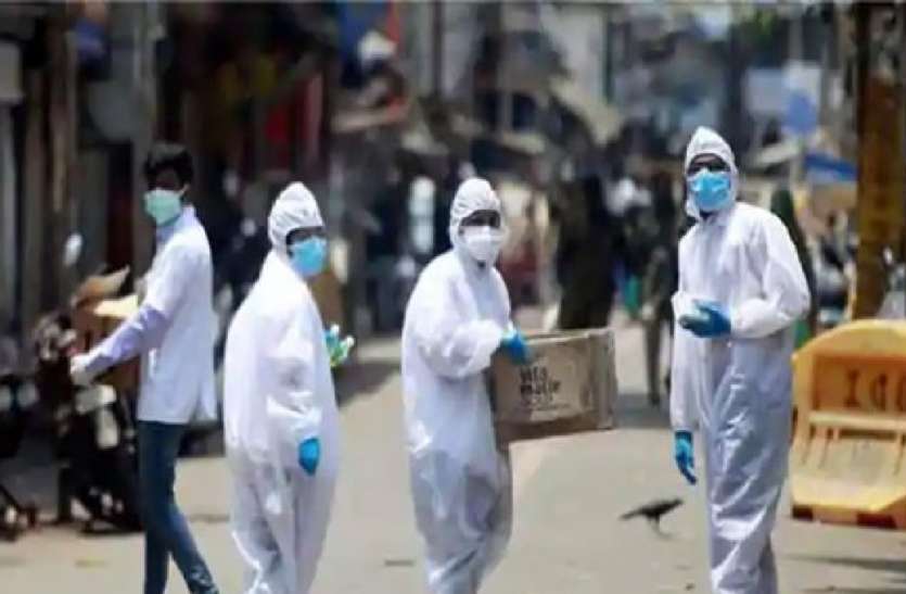 कोरोना की दूसरी लहर से सीतापुर में भी स्थिति हुई भयावह, तेजी से बढ़ रही एक्टिव केसों की संख्या कोरोना की दूसरी लहर से सीतापुर में भी स्थिति हुई भयावह, तेजी से बढ़ रही एक्टिव केसों की संख्या