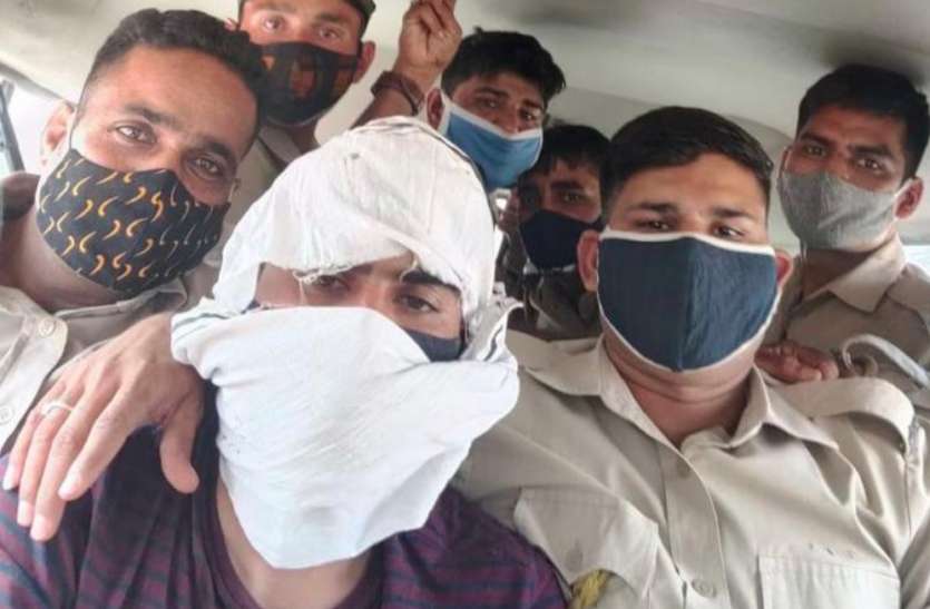 दो पुलिस जवानों की हत्या करने वाला सरगना चढ़ा पुलिस के हत्थे दो पुलिस जवानों की हत्या करने वाला सरगना चढ़ा पुलिस के हत्थे