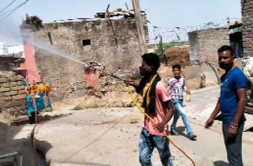 पालिका ने तीन कन्टेनमेंट जोन व दो कोविड सेंटर बनाए पालिका ने तीन कन्टेनमेंट जोन व दो कोविड सेंटर बनाए