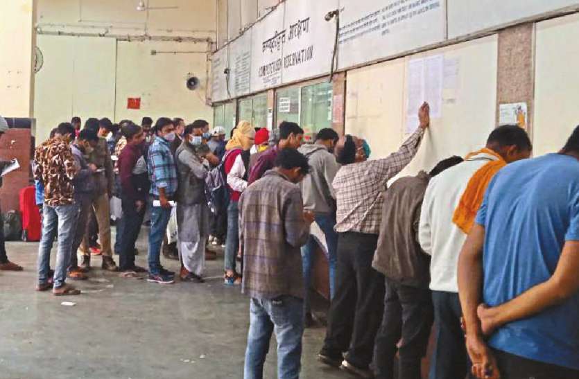cms_image-2 कोरोना की मार ट्रेनों पर... चार दिन से 50 फीसदी पैसा हो रहा रिफंड