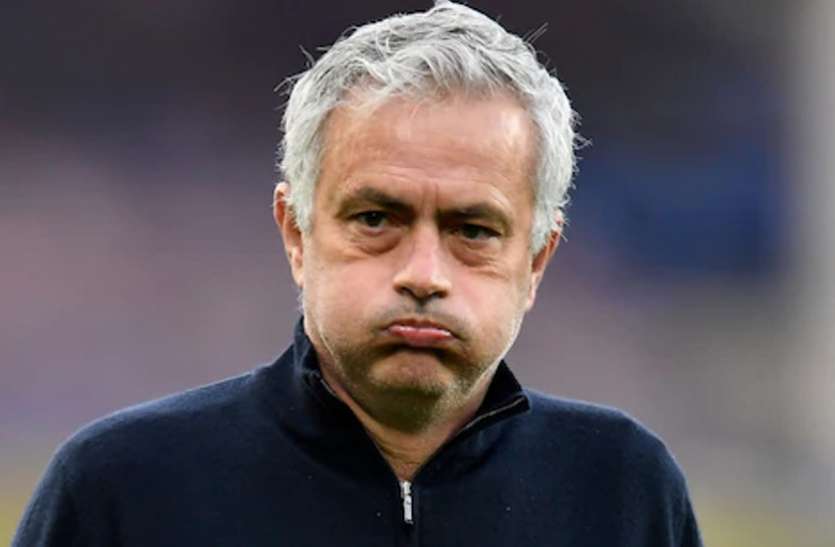 jose_mourinho.jpg टॉटेनहम हॉटस्पर ने कोच मोरिन्हो को किया बर्खास्त