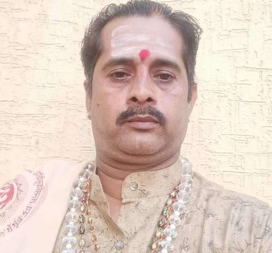 ज्योतिषियों की नजर में एक माह और रहेगा कोरोना का प्रकोप