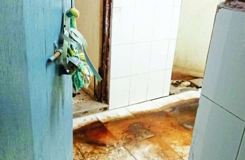Corona is spreading, now be careful कोरोना फैल रहा है, अब तो संभलो