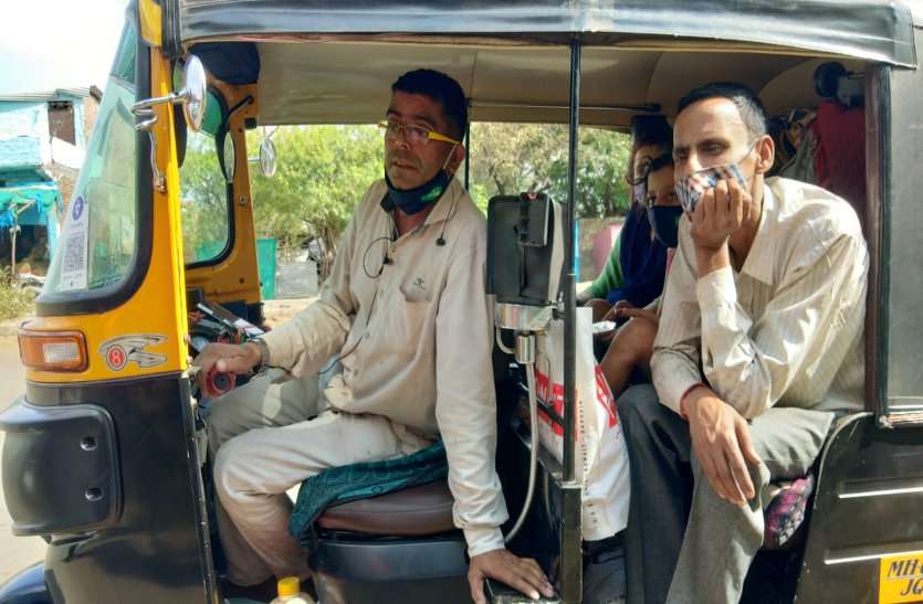 Migration from Maharashtra is going on महाराष्ट्र में कोरोना से ज्यादा राजनीति के हो रहे हैं शिकार, हालात हैं खराब