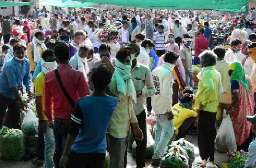 बूंदी में बेकाबू होता कोरोना: एक दिन में एक की मौत, 134 नए संक्रमित बूंदी में बेकाबू होता कोरोना: एक दिन में एक की मौत, 134 नए संक्रमित