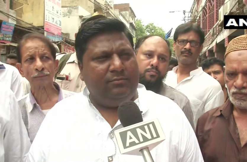 Imran Hussain दिल्ली के मंत्री ने विक्रेताओं को दी चेतावनी, आपात स्थिति में कालाबाजारी करने पर होगी कड़ी कार्रवाई
