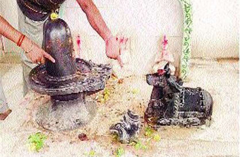 प्रतीकात्मक फोटो अराजकतत्वों ने तोड़ी शिव प्रतिमा, पुजारी ने त्यागा अन्न जल