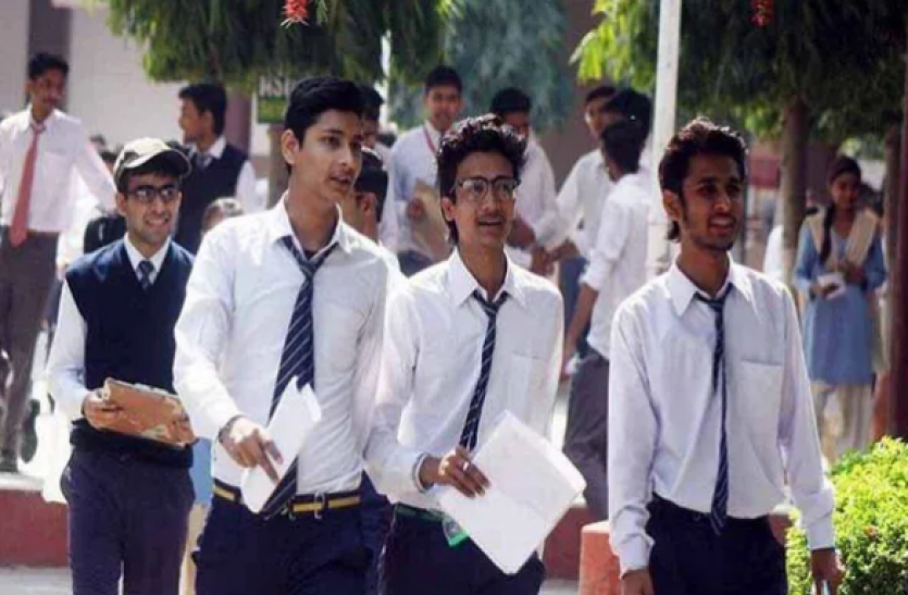 board exam Odisha 10th exam cancellation: ओडिशा में 10वीं की परीक्षा रद्द कराने के लिए धरने पर बैठे विद्यार्थी