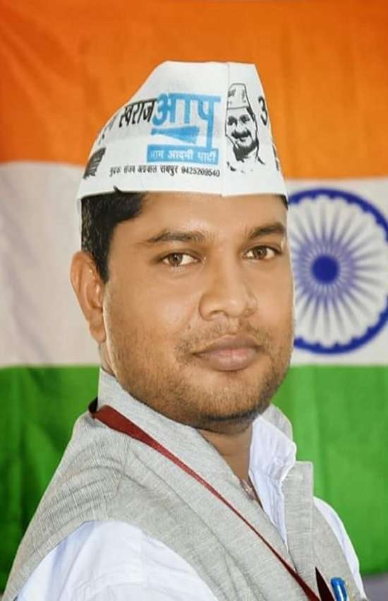 komal_husendi.jpg