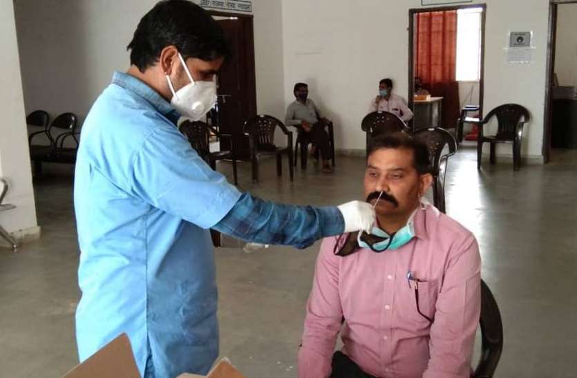 प्रतापगढ़ में साढ़े 23 के पार पहुंचा आंकड़ प्रतापगढ़ में साढ़े 23 के पार पहुंचा आंकड़