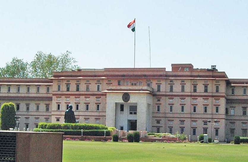 Secretariat ऑक्सीजन सप्लाई बंद होने से 2 लोगों की मौत, मानवाधिकार आयोग ने लिया प्रसंज्ञान
