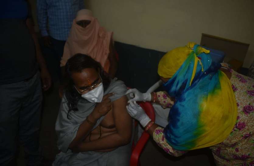Vaccination in Nagaur नागौर में राहत : जनसंख्या में चौथे नम्बर पर, लेकिन कोरोना में 22वें