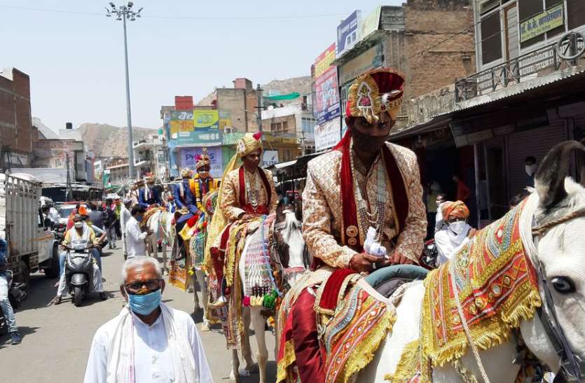 कफ्र्यू के बीच गूंजी शहनाई कर्फ्यू के बीच गूंजी शहनाई