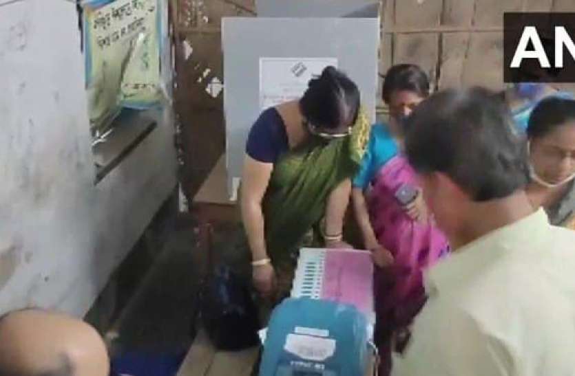 pb.jpg West Bengal Assembly Elections 2021: 4 जिलों की 43 विधानसभा सीटों के लिए वोटिंग शुरू, प्रधानमंत्री ने की लोगों से मतदान करने की अपील