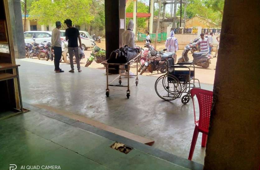 एक के बाद एक 6 अस्पतालों में ले जाने के बाद भी नहीं बच पाई उमावि के प्राचार्य भगत की जान एक के बाद एक 6 अस्पतालों में ले जाने के बाद भी नहीं बच पाई उमावि के प्राचार्य भगत की जान