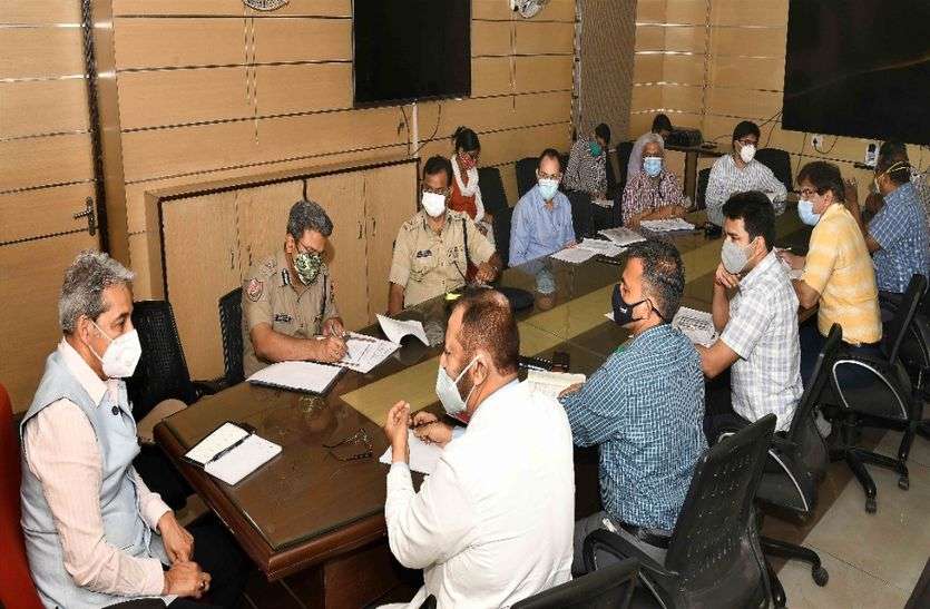 COVID 19 : किस अस्पताल में कितने बैड खाली, मोबाइल पर मिलेगी जानकारी COVID 19 : किस अस्पताल में कितने बैड खाली, मोबाइल पर मिलेगी जानकारी