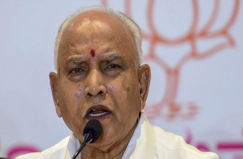 कनार्टक में कोरोना ने बिगाड़े हालात, CM येदियुरप्पा बोले- हर घर में 3-4 मरीज कनार्टक में कोरोना ने बिगाड़े हालात, CM येदियुरप्पा बोले- हर घर में 3-4 मरीज
