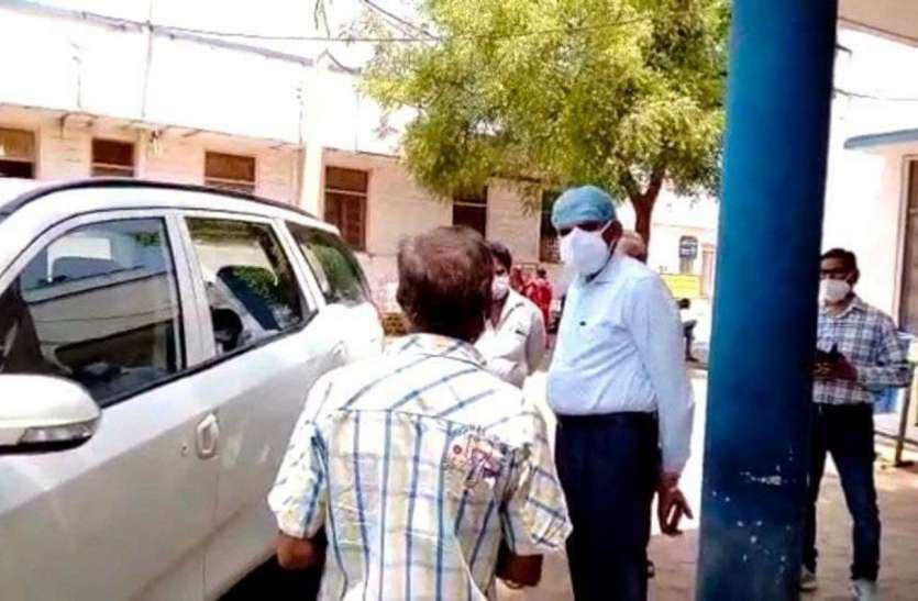 कोरोना का बढ़ता कहर: एक ही दिन में 8 लोगों की मौत कोरोना का बढ़ता कहर: एक ही दिन में 8 लोगों की मौत