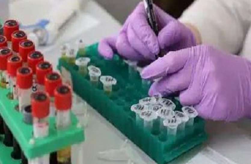 Coronavirus patients reduce after imposed curfew Coronavirus के बढ़ते खतरे के बीच लागू पाबंदियों का दिखने लगा असर, कम हुई संक्रमितों की संख्या