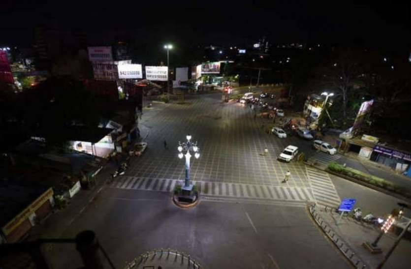telangana_night_curfew.jpg तेलंगाना में 8 मई तक बढ़ा नाइट कर्फ्यू, रात 9 से सुबह 5 बजे तक लागू रहेंगी पाबंदियां