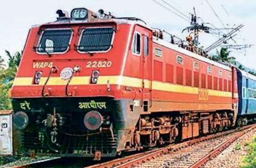 Indian railways कोरोना काल में कई रूटों पर 12 स्पेशल ट्रेनों के फेरे बढ़ाए