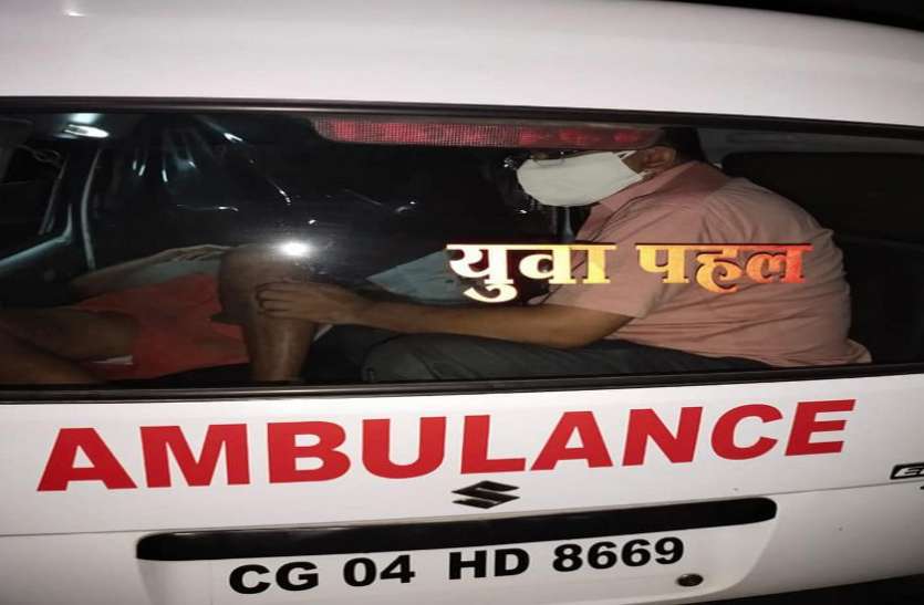 युवा पहल युवा पहल से कोरोना मरीजों को मिल रही सुविधा, एंबुलेंस, कार व मोटरसाइकिल से कर रहे सेवा