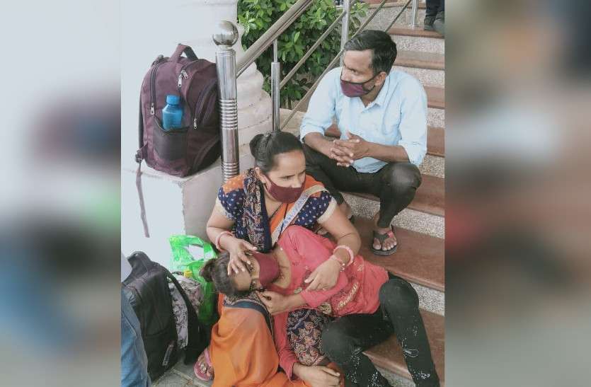 Rajasthan RT-PCR Test report hindi news नेगेटिव या पॉजिटिवः आरटीपीसीआर जांच में जानलेवा गड़बड़झाला, उठ रहे ये सवाल