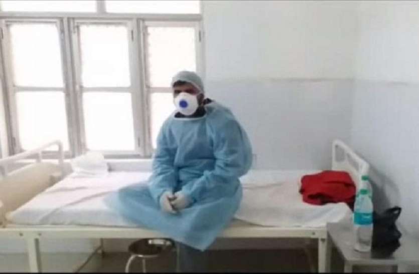 Doctors Requesting People To Stay Home Due To Corona Danger राजीव गांधी अस्पताल के अधीक्षक ने कहा- हमारे पास इतने संसाधन नहीं, मरीज बढ़े तो कैसे सभी का इलाज करेंगे, हाथ जोड़ता हूं बस घर पर ही रहे